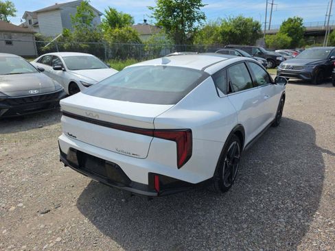 Used 2025 Kia K4 GT-Line w/ GT-Line Premium Package FWD image 4