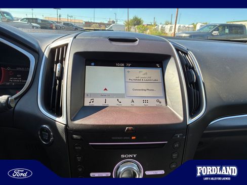 Used 2017 Ford Edge Titanium w/ Technology Package AWD/4WD image 12