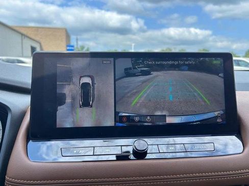 Used 2024 Nissan Rogue Platinum w/ Platinum Premium Package image 25