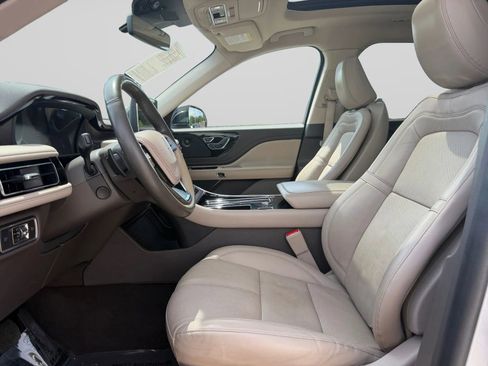 Used 2022 Lincoln Aviator Reserve w/ Elements Package Plus RWD image 17