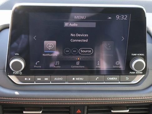 Used 2026 Nissan Rogue SV image 28