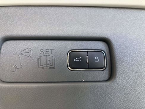 Used 2021 Lincoln Aviator Reserve w/ Elements Package Plus image 15