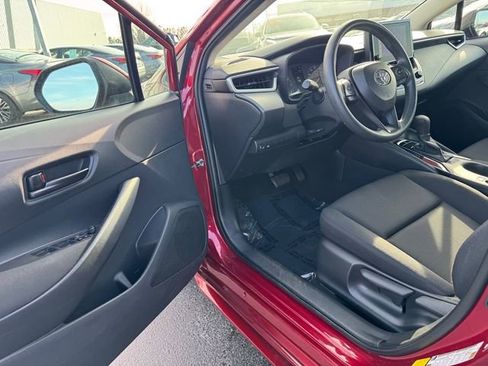 Used 2024 Toyota Corolla LE image 13