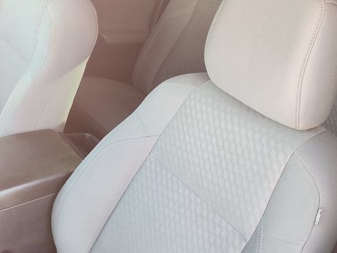 Used 2020 Toyota Tacoma SR5 w/ SR5 Appearance Package (SM) RWD image 24