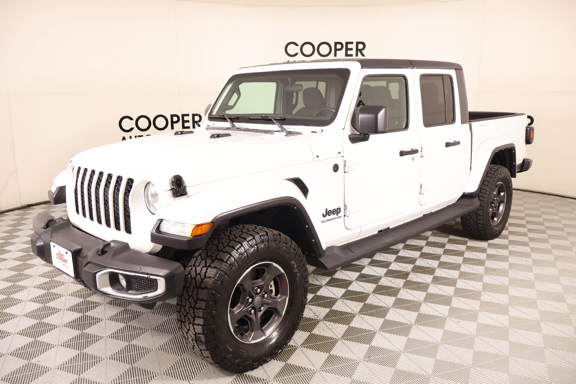 Used 2022 Jeep Gladiator Sport AWD/4WD image 9