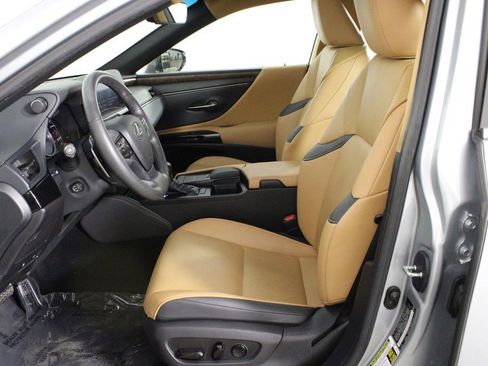 Used 2022 Lexus ES 350 w/ Premium Package image 10