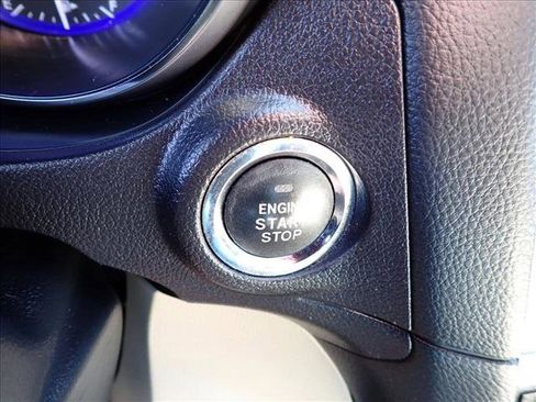 Used 2016 Subaru Outback 3.6R Limited image 28