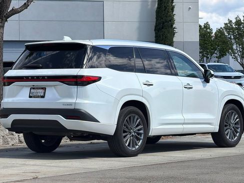 Used 2024 Lexus TX 350 FWD w/ Cold Weather Package image 4