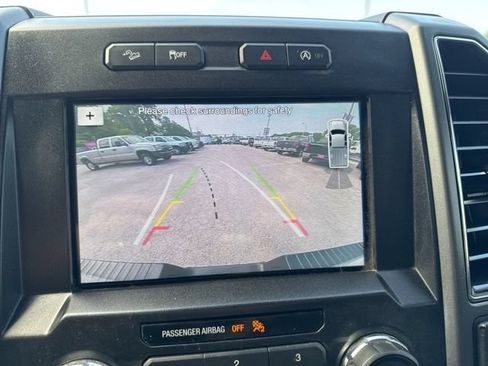 Used 2018 Ford F150 XLT w/ Equipment Group 302A Luxury AWD/4WD image 34