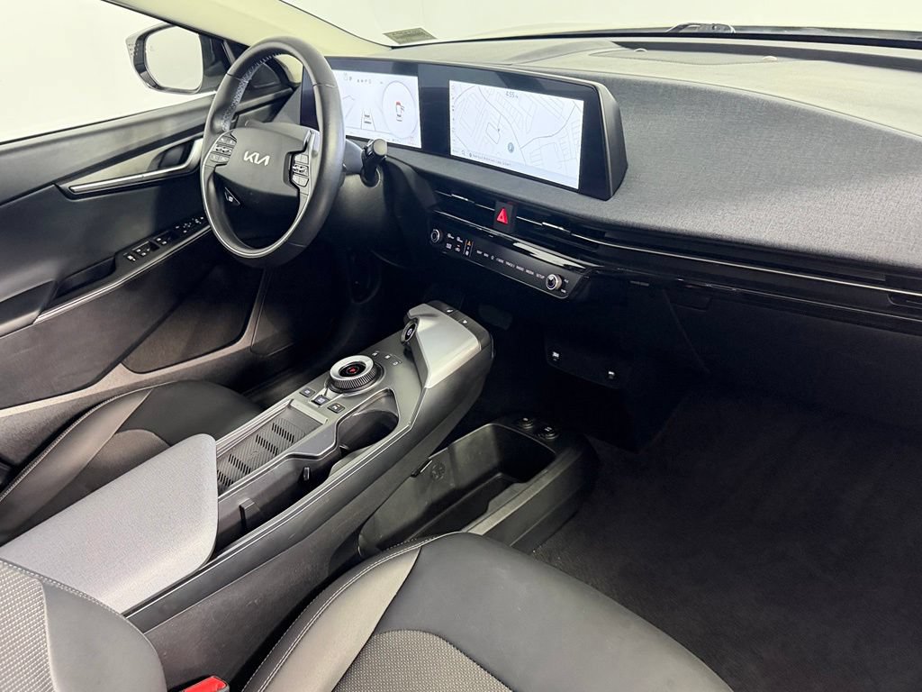 Used 2024 Kia EV6 Light RWD image 19