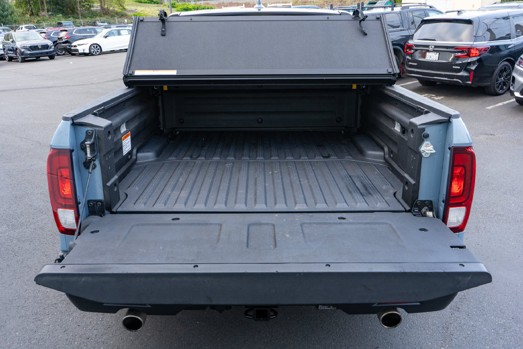 Used 2023 Honda Ridgeline Sport image 17