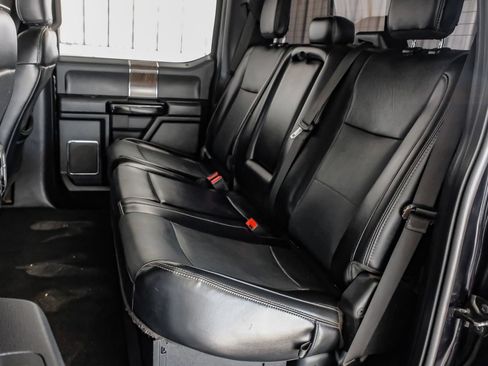 Used 2019 Ford F250 Lariat w/ Lariat Ultimate Package AWD/4WD image 37
