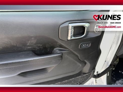 Used 2023 Jeep Wrangler Sport S image 4