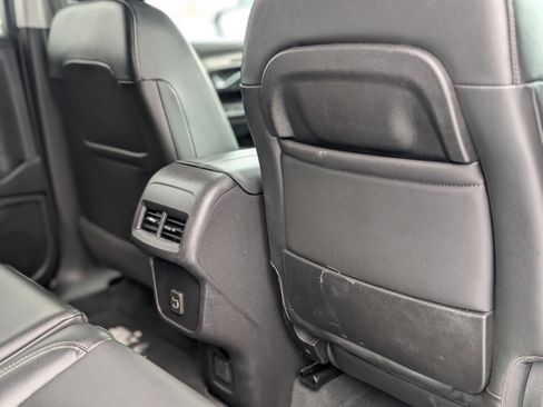 Used 2024 GMC Terrain SLT image 43