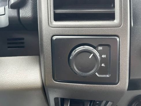 Used 2022 Ford F250 XL w/ Power Equipment Group image 22