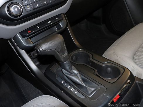 Used 2019 Chevrolet Colorado W/T w/ Custom Special Edition image 22