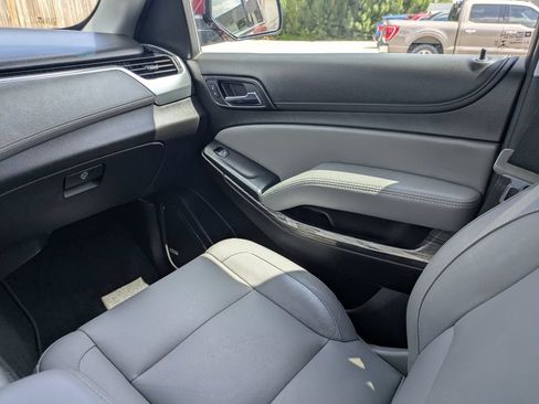 Used 2020 Chevrolet Tahoe LT AWD/4WD image 17