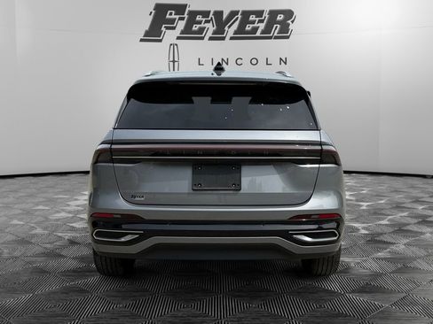 Used 2024 Lincoln Nautilus Reserve w/ Equipment Group 202A AWD/4WD image 4