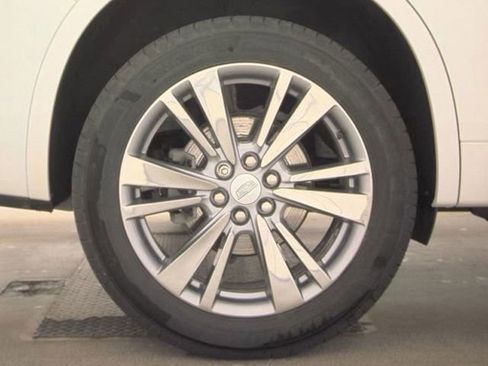 Used 2024 Cadillac XT6 Premium Luxury AWD/4WD image 21