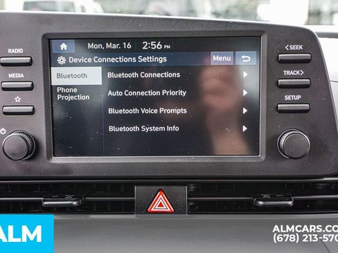 Used 2025 Hyundai Elantra Sport image 35