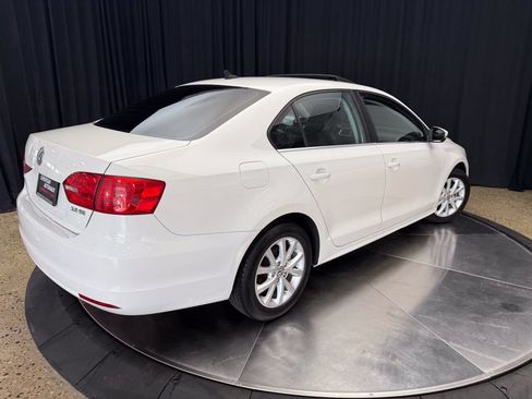 Used 2013 Volkswagen Jetta SE FWD image 8