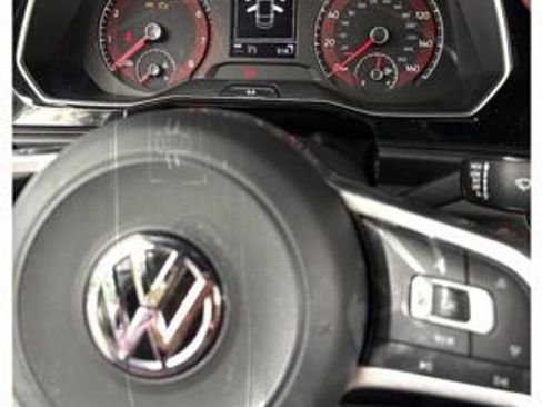 Used 2019 Volkswagen Jetta GLI image 7