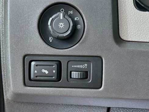 Used 2010 Ford F150 4x4 SuperCrew image 10