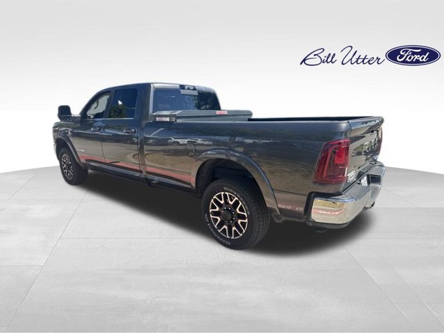 Used 2026 RAM 2500 Limited AWD/4WD image 2