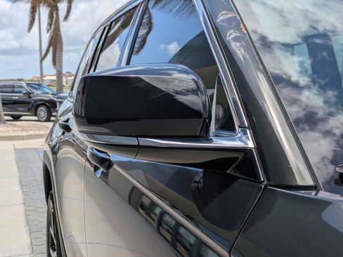 Used 2024 Jeep Grand Cherokee Limited image 13