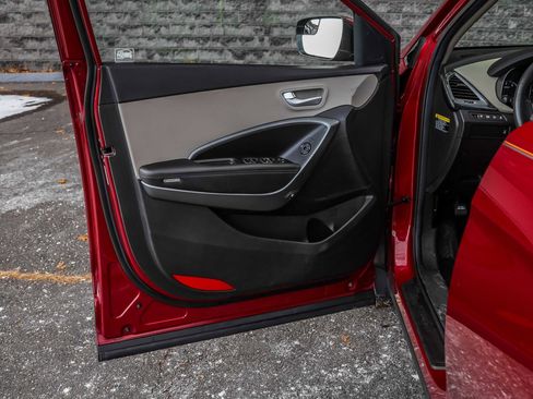 Used 2017 Hyundai Santa Fe Sport w/ Cargo Package image 22