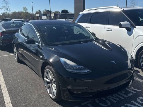 Used 2018 Tesla Model 3 Long Range image 2