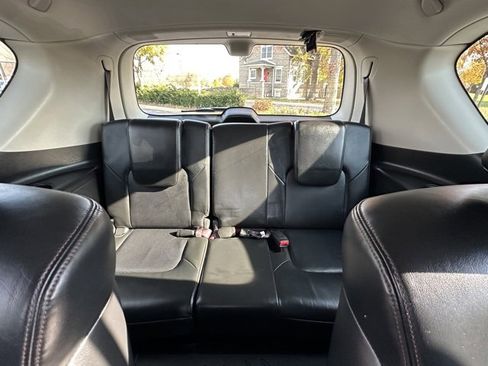 Used 2020 Nissan Armada Platinum w/ Captain's Chairs Package image 29