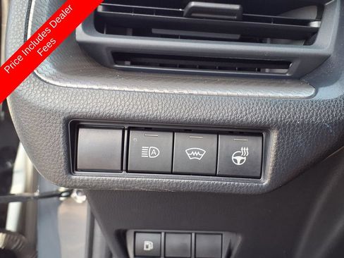 Used 2023 Toyota Prius XLE FWD image 29