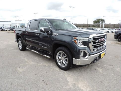 Certified 2021 GMC Sierra 1500 SLT image 3