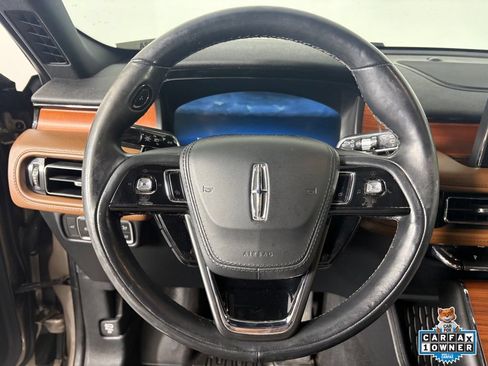 Used 2020 Lincoln Aviator Reserve w/ Equipment Group 202A AWD/4WD image 2