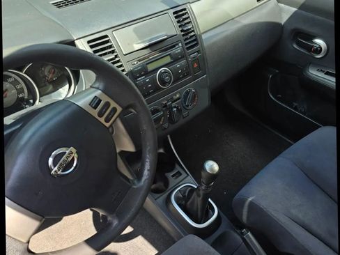 Used 2009 Nissan Versa 1.8 S w/ PWR Pkg image 9