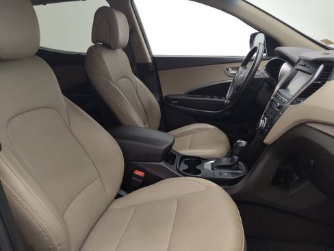 Used 2018 Hyundai Santa Fe Sport FWD image 21