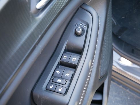 New 2025 Jeep Grand Cherokee L Altitude image 6