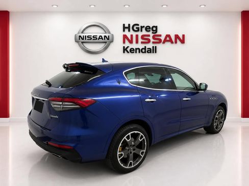 Used 2022 Maserati Levante Modena AWD/4WD image 4