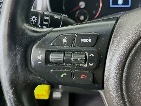 Used 2016 Kia Sorento AWD w/ LX Convenience Package image 23