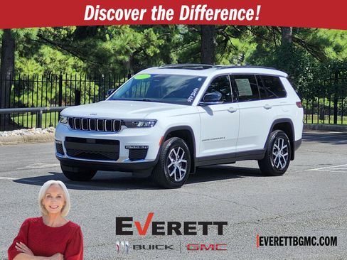 Used 2025 Jeep Grand Cherokee L Limited w/ Trailer Tow Package AWD/4WD image 1