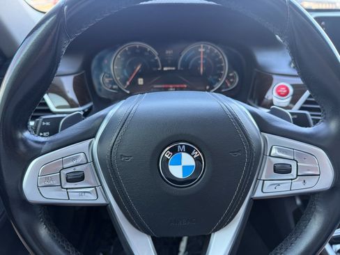 Used 2018 BMW 740e xDrive image 3