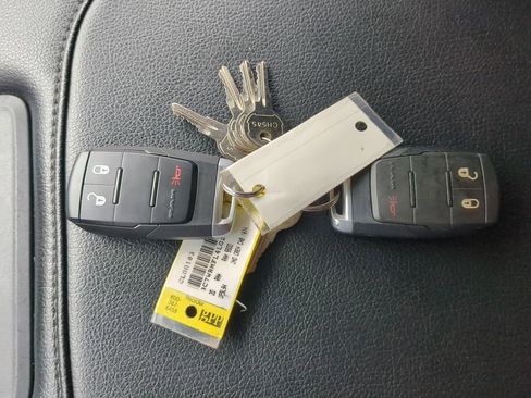 Used 2020 RAM 5500 Tradesman w/ Max Tow Package image 25