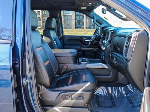 Used 2023 GMC Sierra 2500 AT4 w/ AT4 Premium Plus Package image 16