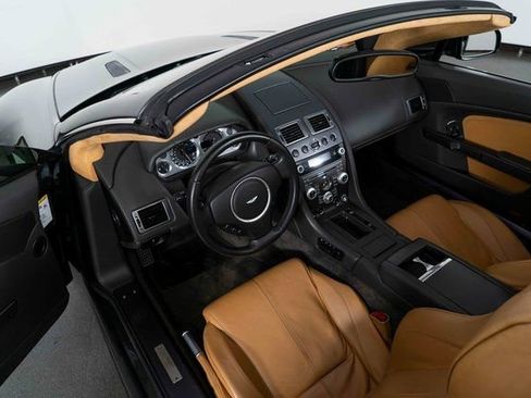 Used 2010 Aston Martin V8 Vantage Roadster image 16