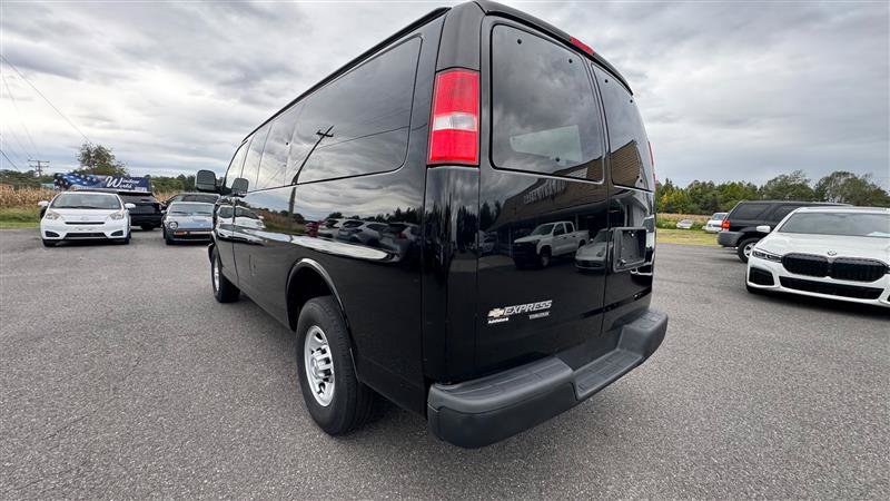 Used 2015 Chevrolet Express 2500 LS RWD image 20