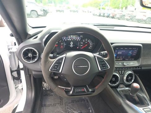 Used 2023 Chevrolet Camaro ZL1 RWD image 19