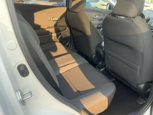 Used 2022 Honda HR-V EX image 20