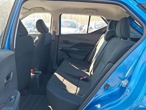 Used 2025 Nissan Kicks Play S image 19