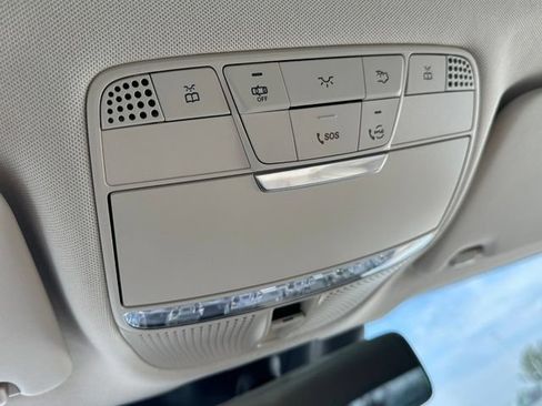 Certified 2021 Mercedes-Benz GLC 300 4MATIC image 37
